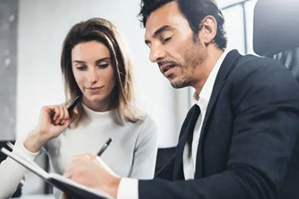 如何追讨别人所欠的100元债务？